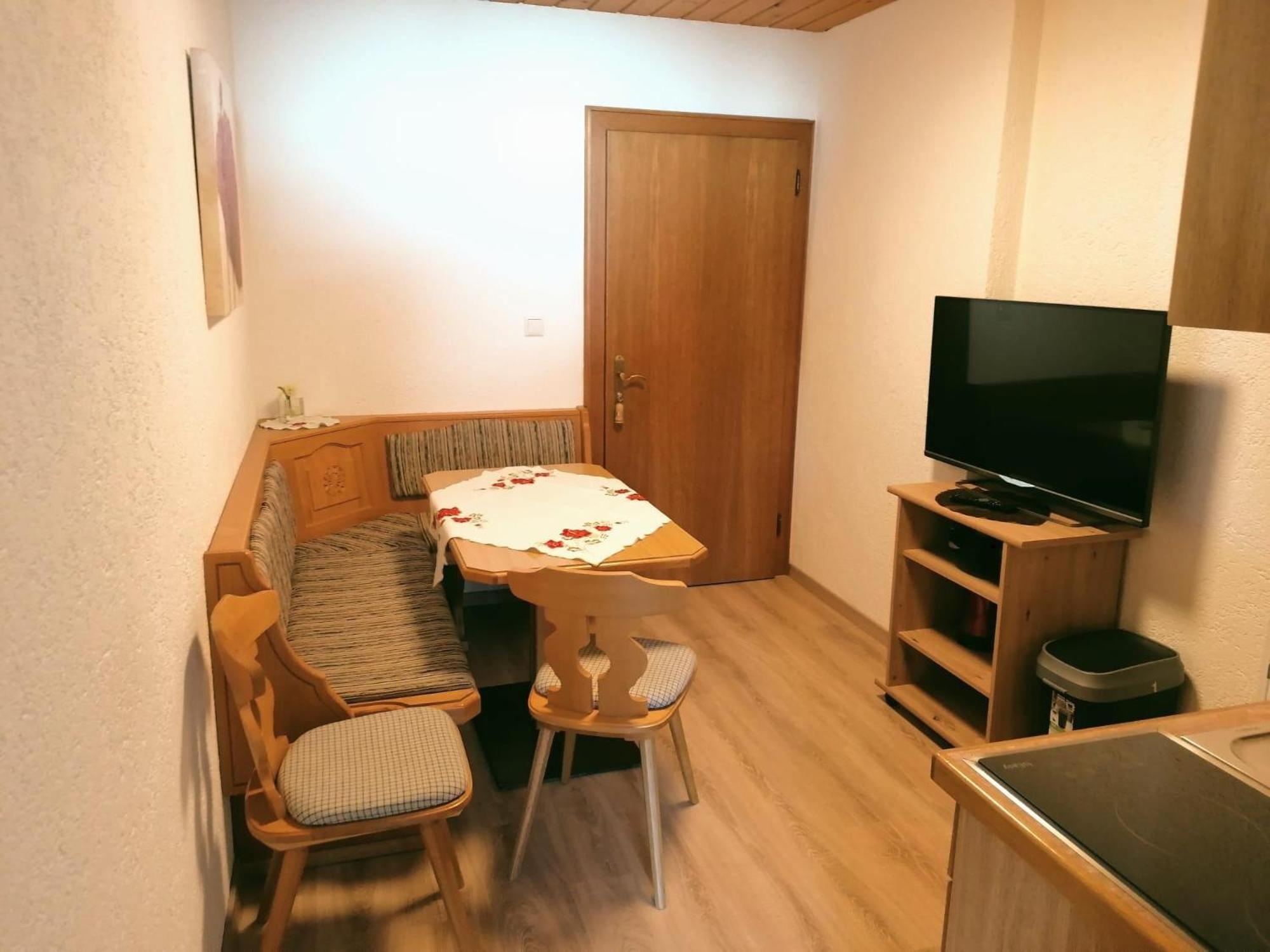 Haus Sprenger Apartment Haeselgehr Ruang foto